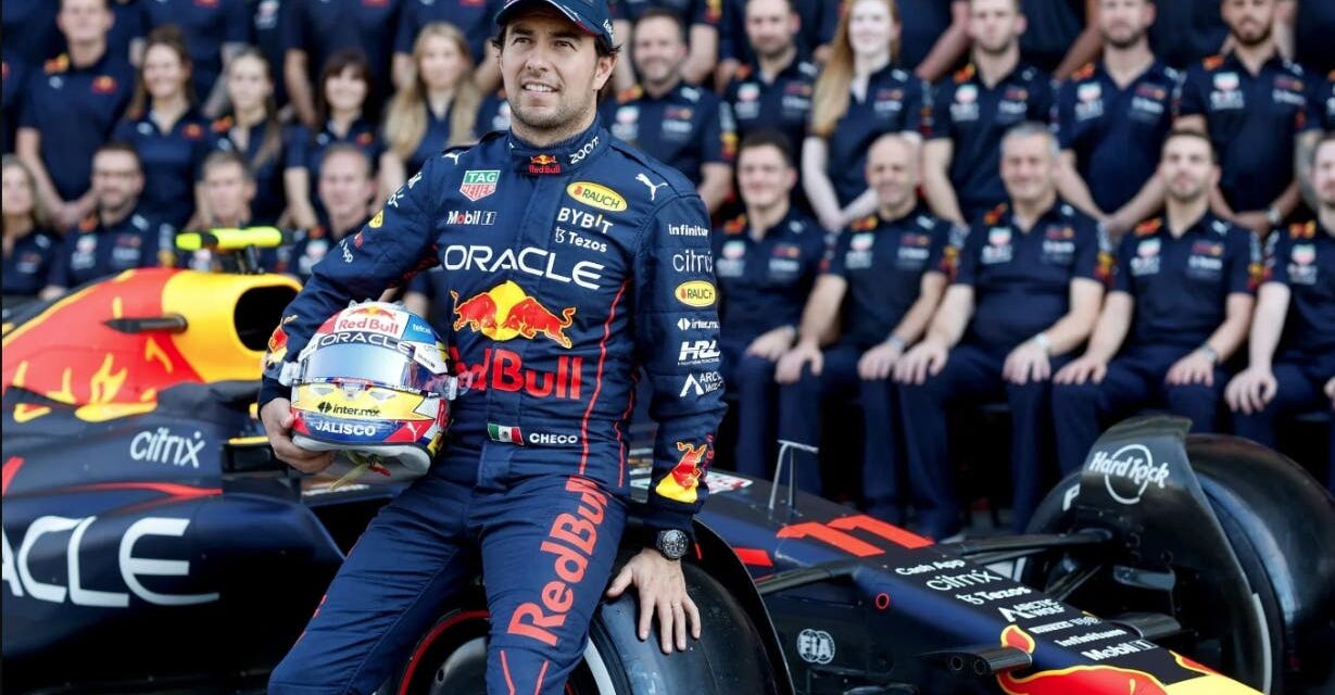 Checo Pérez se queja del olor a maría en Las Vegas