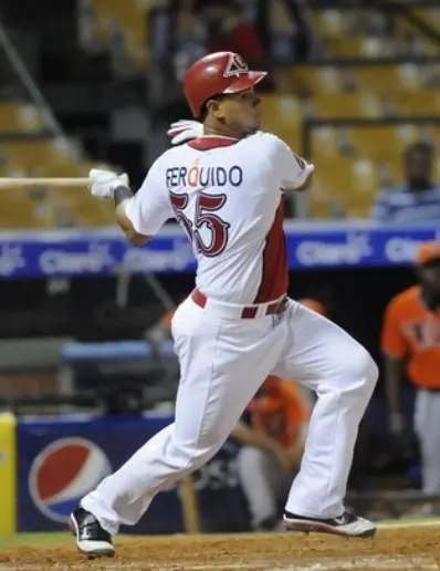 Gary Sánchez llega preparado para ayudar a Leones