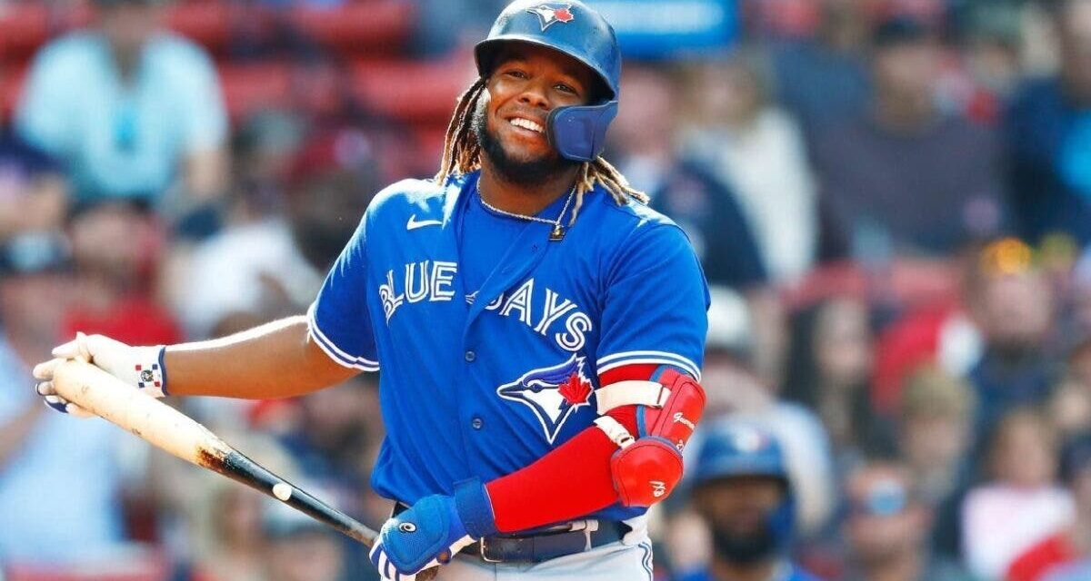Toronto sigue indeciso sobre futuro Vlad Jr.
