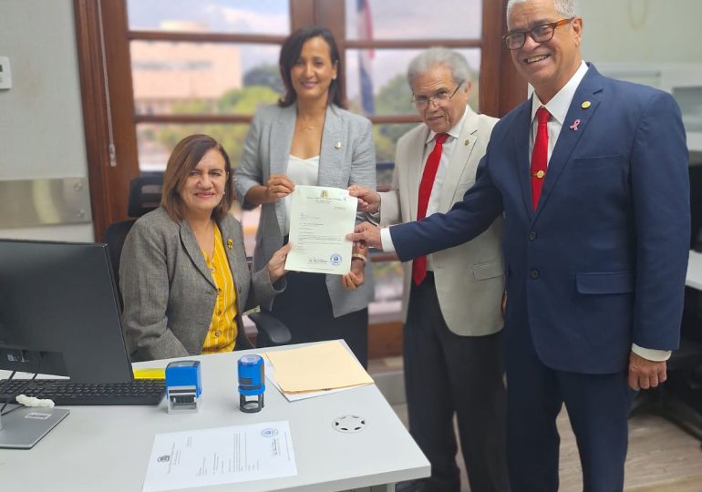 CMD propone ley para despenalizar actos médicos no intencionales