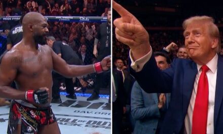 Donald Trump roba protagonismo en UFC 309 al ser homenajeado por Jon Jones