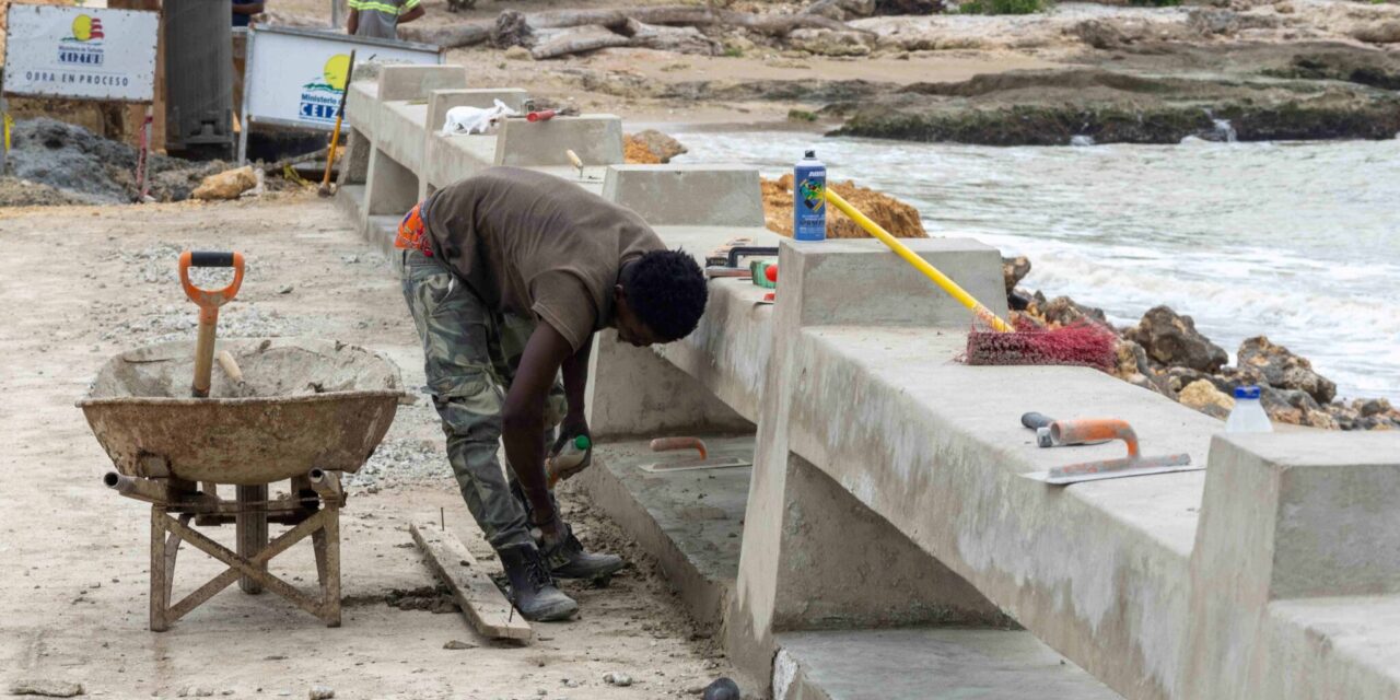 Carrera para completar el Malecón de San Pedro de Macorís en medio de plazo ministerial