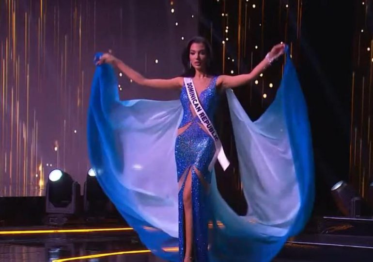 VIDEO: Celinee Santos desfila con su vestido de gala