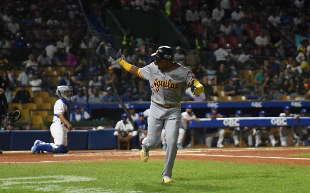 Águilas Cibaeñas vencen 4-1 a los Tigres del Licey