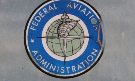 La FAA considera suspender los vuelos estadounidenses a Haití