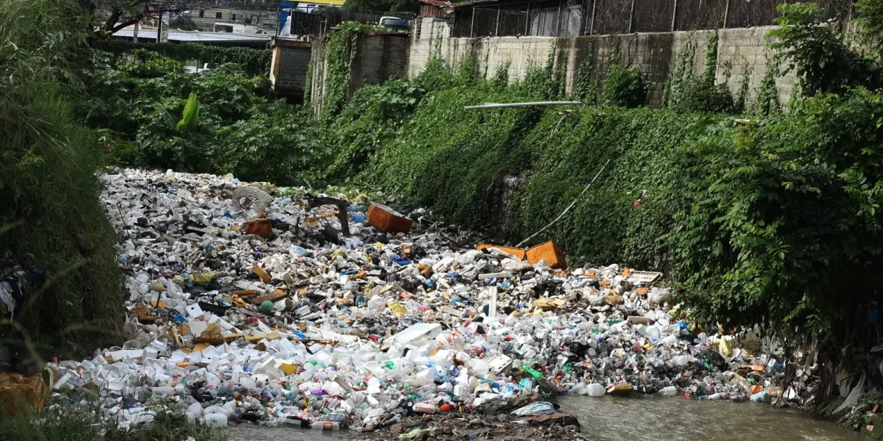 Los horrores provenientes del agua contaminada.