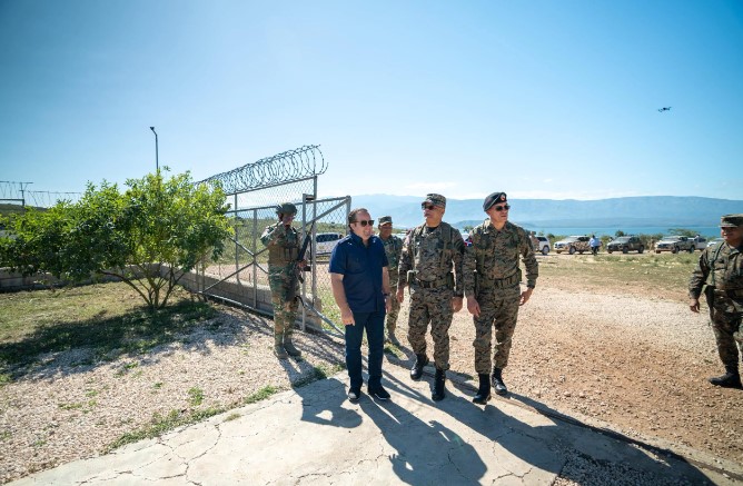 República Dominicana está a punto de completar la primera etapa del tapia fronterizo
