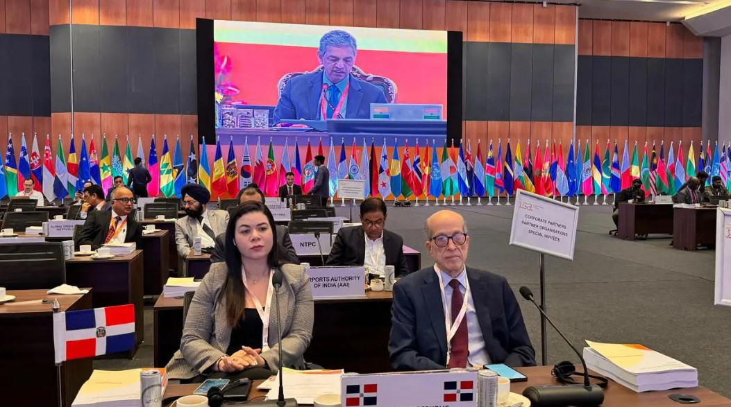 República Dominicana reafirma compromiso con el progreso de energías renovables en la India