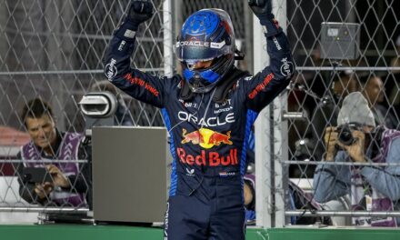 Verstappen se proclama tetracampeón del mundo de Fórmula Uno en Las Vegas, donde triunfa Russell