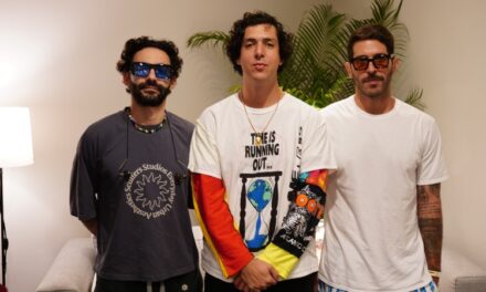 Mezcla de Reggae, Funk y Pop en su postrer disco