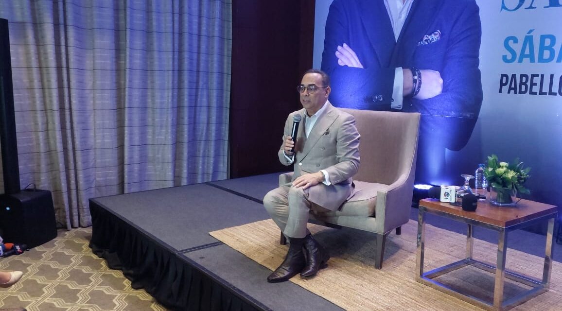 Gilberto Santa Rosa ofrece detalles de su próximo concierto en el Pabellón de Voleibol, Santo Domingo