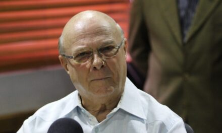Hipólito asegura que no habrá empleo para todos en el gobierno