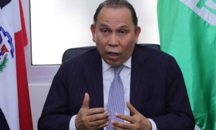 Radhamés Jiménez defiende liderazgo de Leonel Fernández en la FP: «La gente pide su regreso»