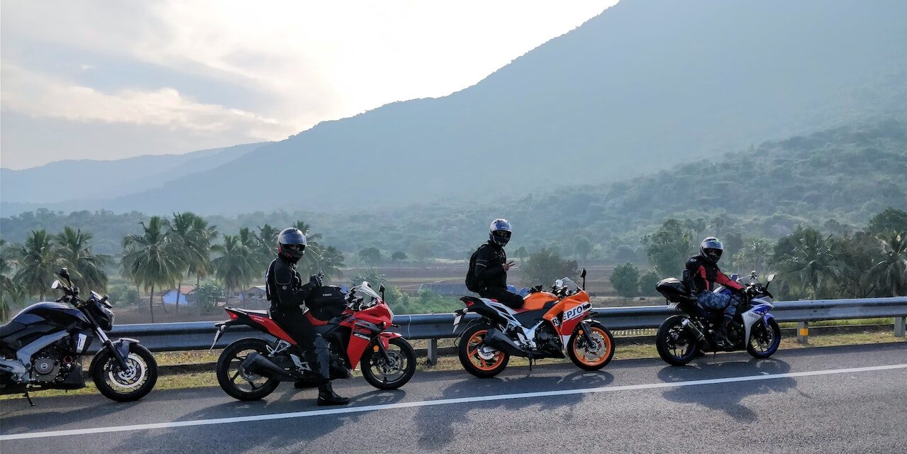 Asalto grupal en motocicleta en República Dominicana