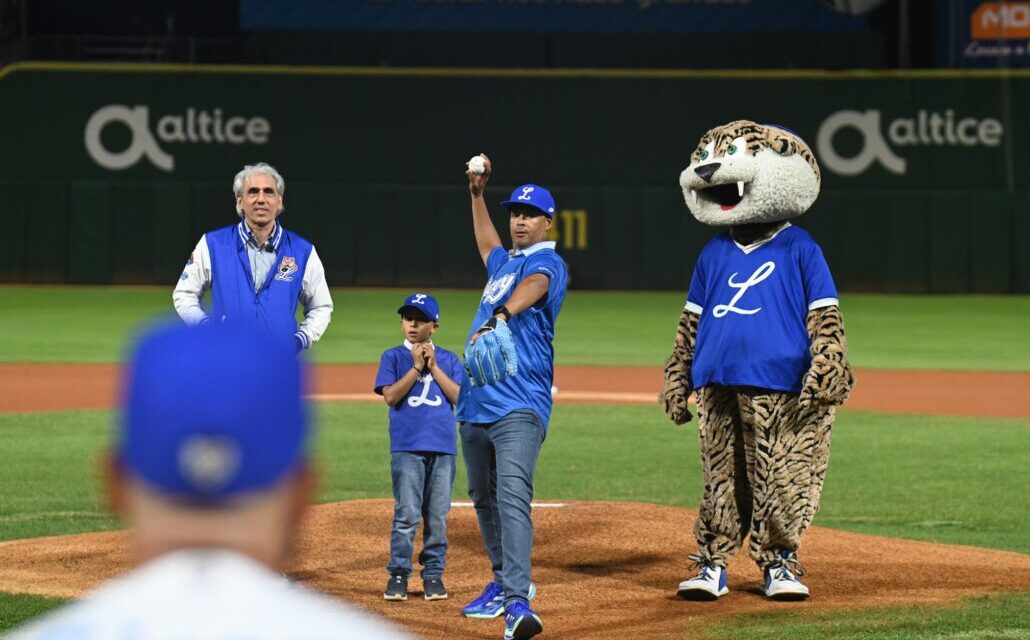 Los Tigres del Licey rinden homenaje a Félix Sánchez