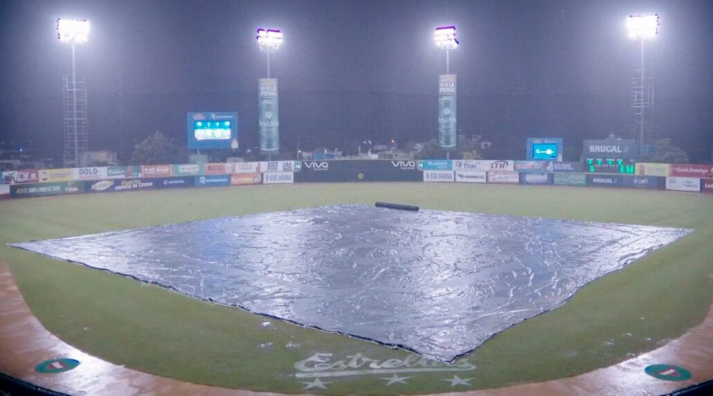 Lluvias obligan a posponer partidos de LIDOM: Escogido vs. Licey y Toros vs. Estrellas