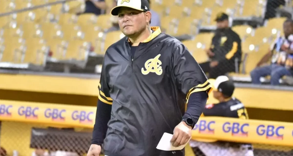 Yadier Molina es favorito dirigente del año en LIDOM