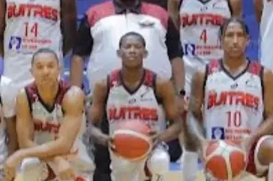 Buitres, campeón del basket superior San Cristóbal