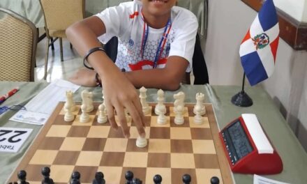 Niño de 11 primaveras apetito oro en Campeonato de Ajedrez