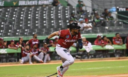 Kelvin Gutiérrez conectó tres dobles en triunfo de Gigantes sobre Estrellas