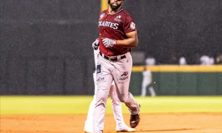 Peguero se corona líder de jonrones en Gigantes; equipo empata en cuarto ocupación al vencer a las Águilas