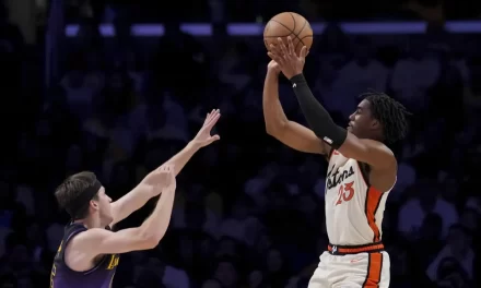 Los Pistons superan el triple-doble de LeBron y vencen a los Lakers