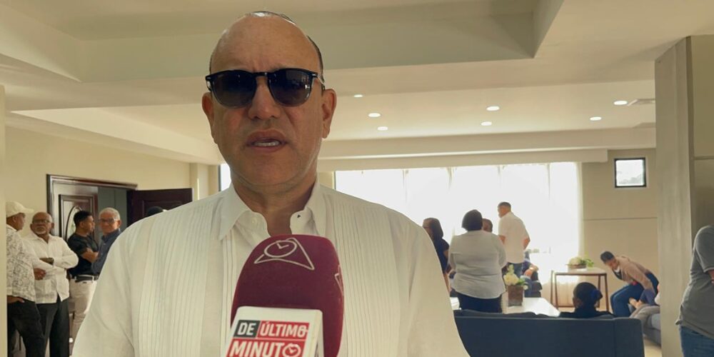 Alcalde de Santiago lamenta la crimen de Rafaelito Román