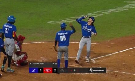 Jonrones de Leyba y Fitzgerald guían Licey sobre Escogido