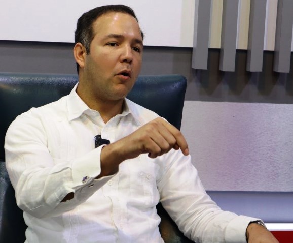 Secretario del PLD afirma que los números en materia de reducción de la pobreza no cuadran