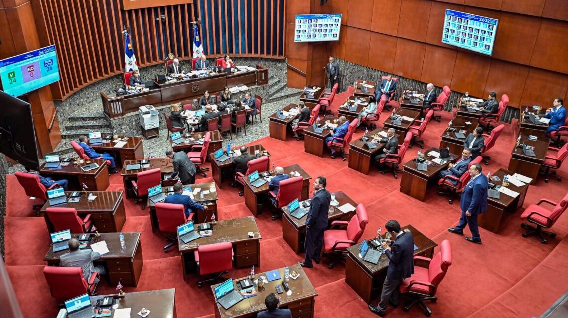 Senado aprueba puesta en circulación de deuda por $350.990 millones para Presupuesto 2025