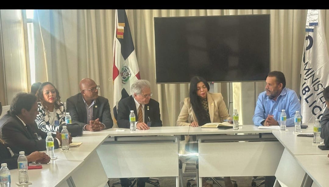 CMD investigación ecuanimidad en el caso Hipólito Medina «el Morocho»; Se reúne con Yeni Berenice