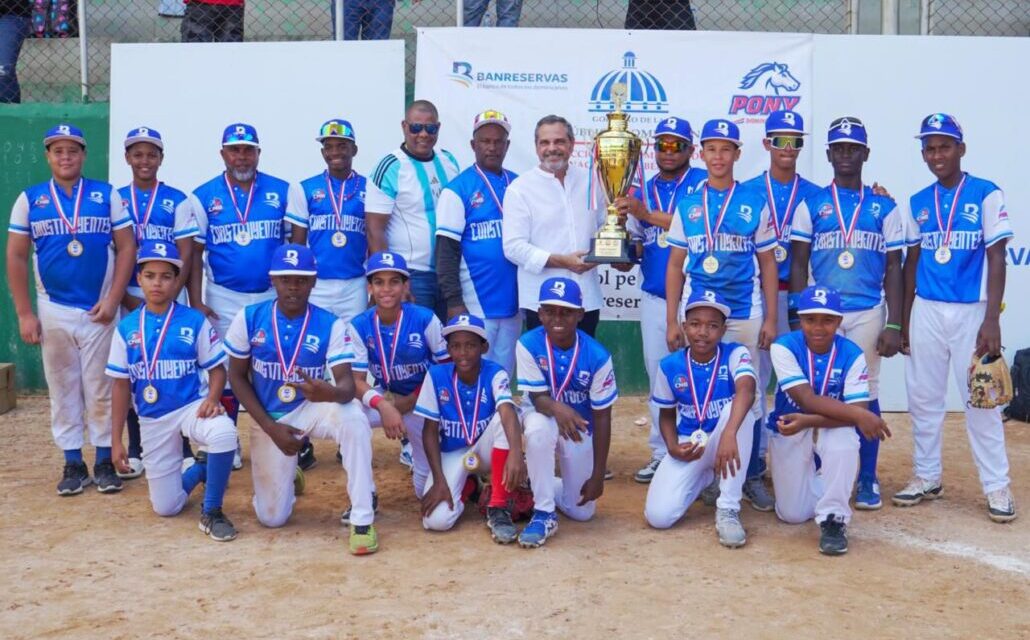 Los Constituyentes bicampeones del Torneo de Pequeñas Ligas U12 Copa Banreservas