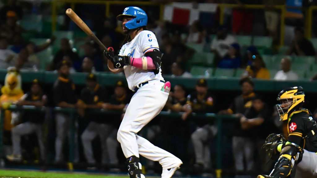 Licey aplasta a las Águilas en primer partido de Titanes del Caribe en Puerto Rico