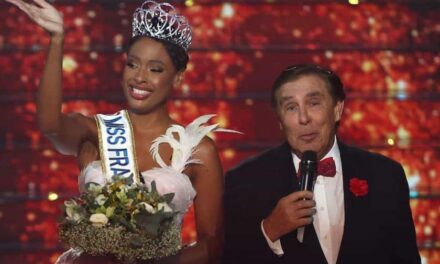 Azafata de 34 primaveras es la nueva Miss Francia, siendo la de veterano vida en obtener el galardón