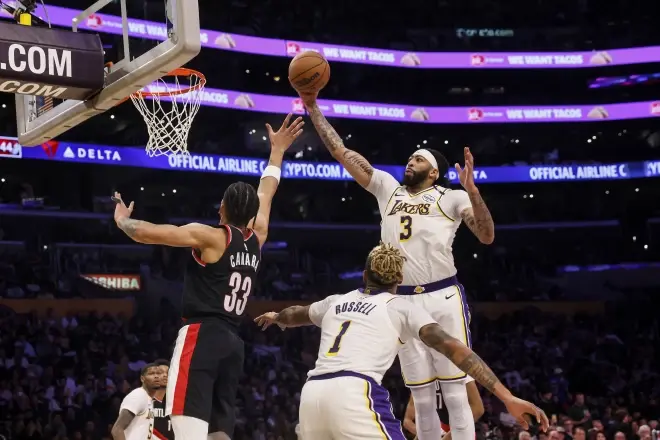 Sin LeBron James, los Lakers derrotan a Portland y ponen fin a una jugada de 3 derrotas
