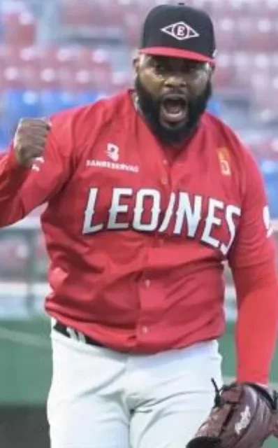 Johnny Cueto y Radhamés Liz van hoy en duelo de pitchers renovados