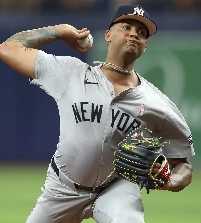 Luis Gil ponchó a seis en su primera transigencia de rehabilitación en Ligas Menores