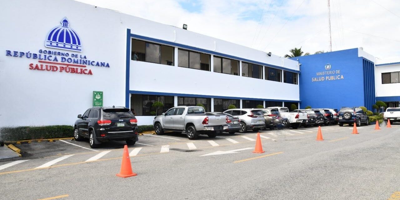 El Ministerio de Sanidad ha cerrado más de 1.300 establecimientos en cuatro abriles por irregularidades