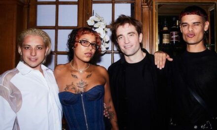 ¡Otro nivel de victoria! Tokischa cumple muchos de muchos y comparte en Francia con Robert Pattinson