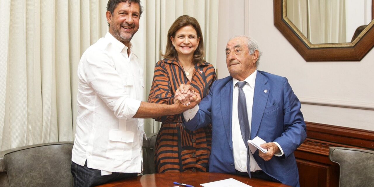 Air Europa patrocina a la selección de fútbol de República Dominicana