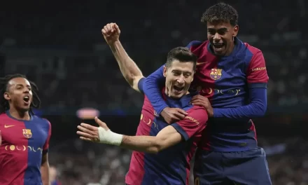 Barcelona arrolla al Real Madrid para coronarse supercampeón