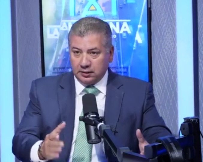 César Fernández dice que la gente ve a Omar Presidente del país