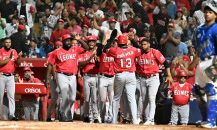 Los 17 campeonatos de Leones del Escogido