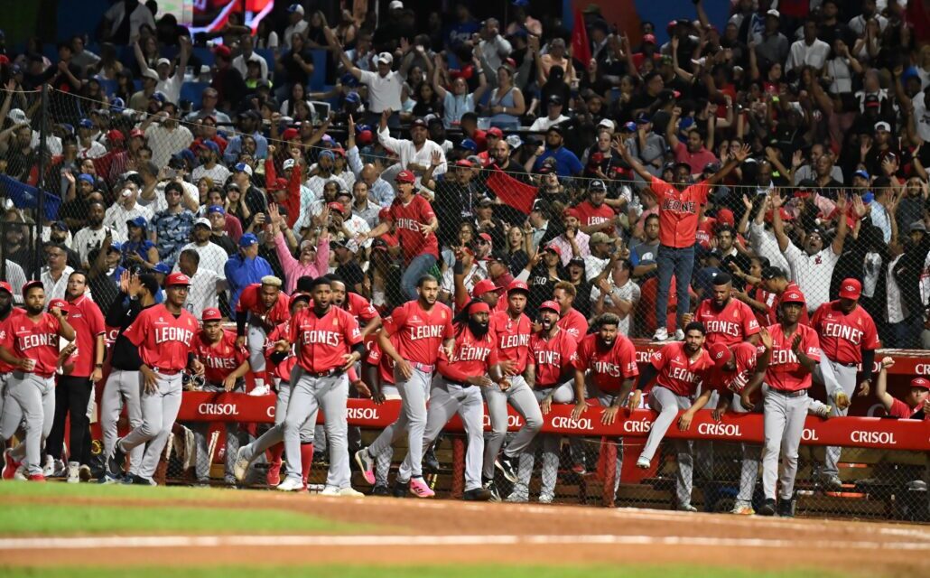 Leones del Escogido celebrarán este miércoles su gran caravana de campeones