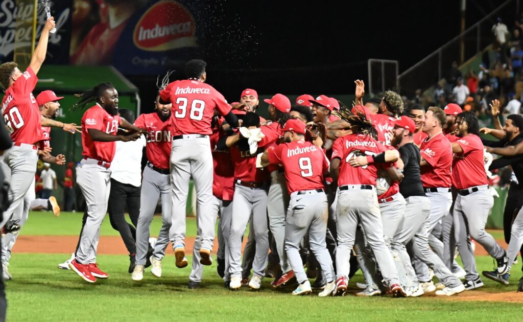 Leones del Escogido definen roster para la Serie del Caribe 2025
