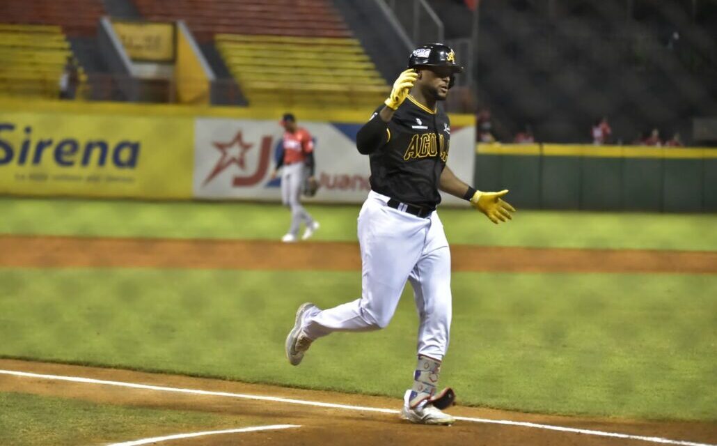 Águilas Cibaeñas blanquean a Leones del Escogido; retrasan su camino a la final