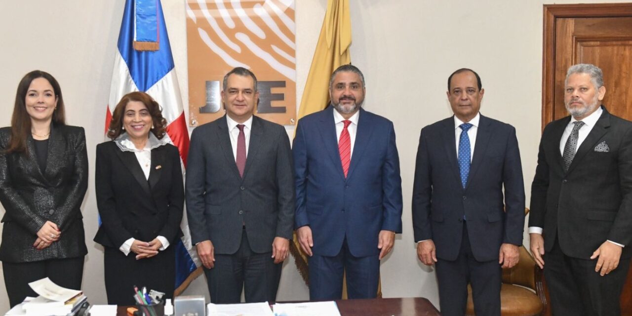 JCE iniciará conversaciones con partidos políticos sobre renovación de Tarjeta Electoral