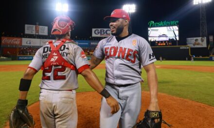 Relevo del Escogido se luce en trofeo sobre Águilas