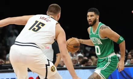 Jokic y Tatum, jugadores de la semana en la NBA