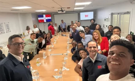 Juan Soto paseo encuentro a colaboradores del Sistema 911